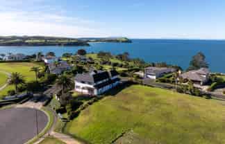 4 Palm View Terrace, Gulf Harbour