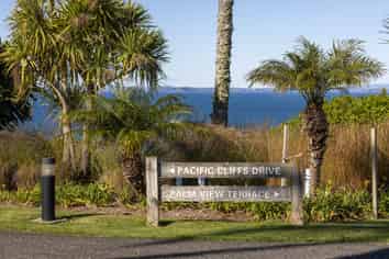 4 Palm View Terrace, Gulf Harbour