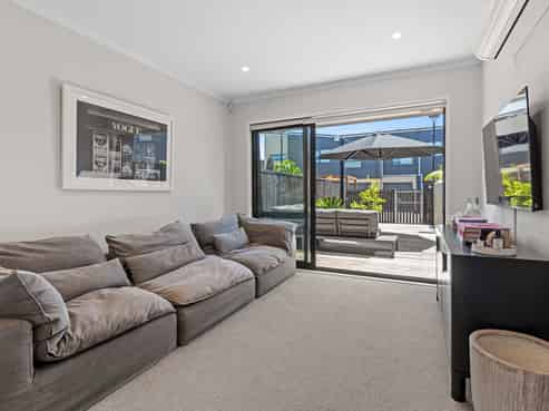 82 Clark Road, Hobsonville