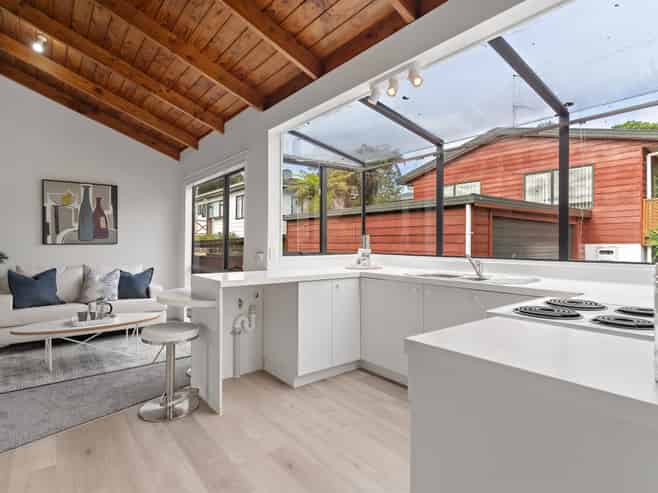 3A Ellice Road, Totara Vale