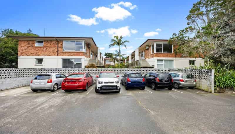 13/145 Bassett Road, Remuera