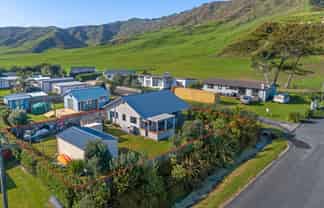13 Ratau  Street, Mahia