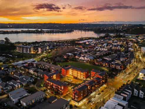 203/160A Hobsonville Point Road, Hobsonville