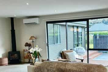12 Warbler Lane, Albert Town