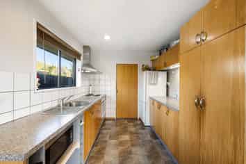 18 Mauger Drive, Heathcote Valley