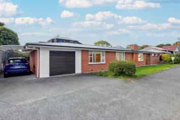 80  Disraeli  Street, Epsom