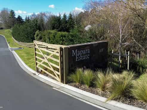 2 Willow Lane, Acacia Bay