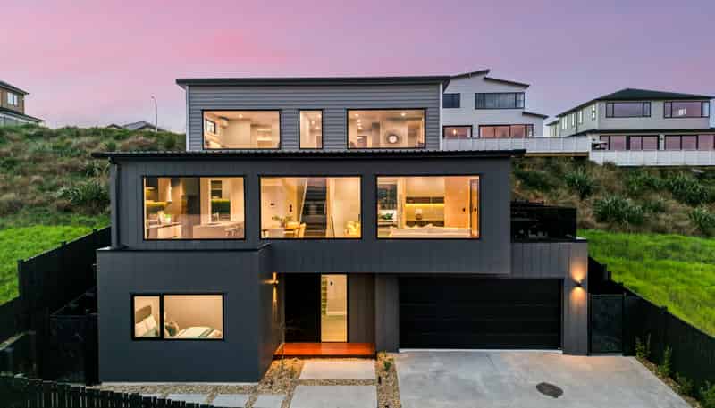 36 Waitai Close, Long Bay