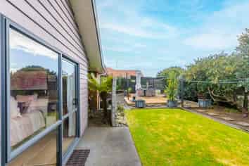 11 Sovereign Way, Paraparaumu