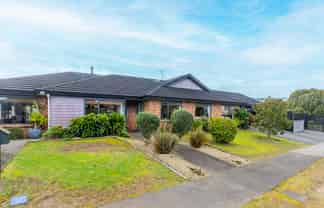 11 Sovereign Way, Paraparaumu