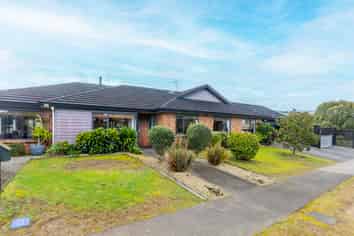 11 Sovereign Way, Paraparaumu