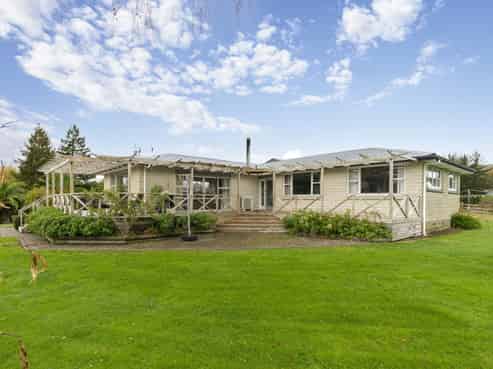 424 Masterton Castlepoint Road, Masterton