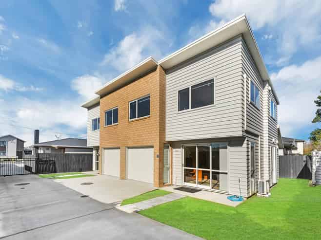 5A and 5B Kerrydale, Manurewa
