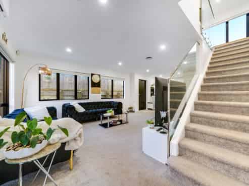 2 Dewan Lane, Papatoetoe