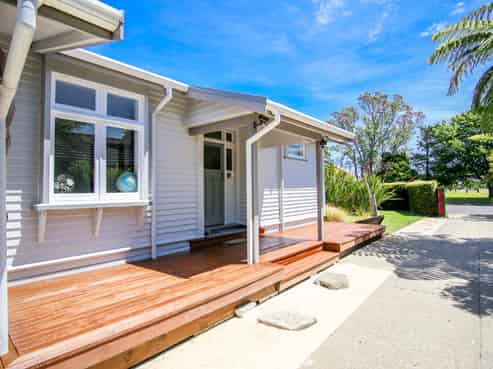 75 Peel Street, Westport