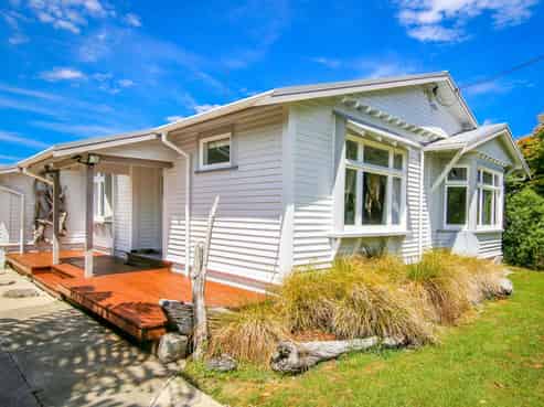75 Peel Street, Westport