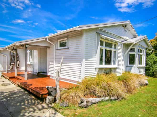 75 Peel Street, Westport