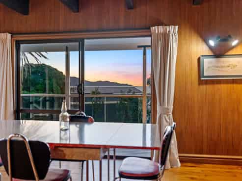 11 Waiheke Street, WAIKANAE BEACH