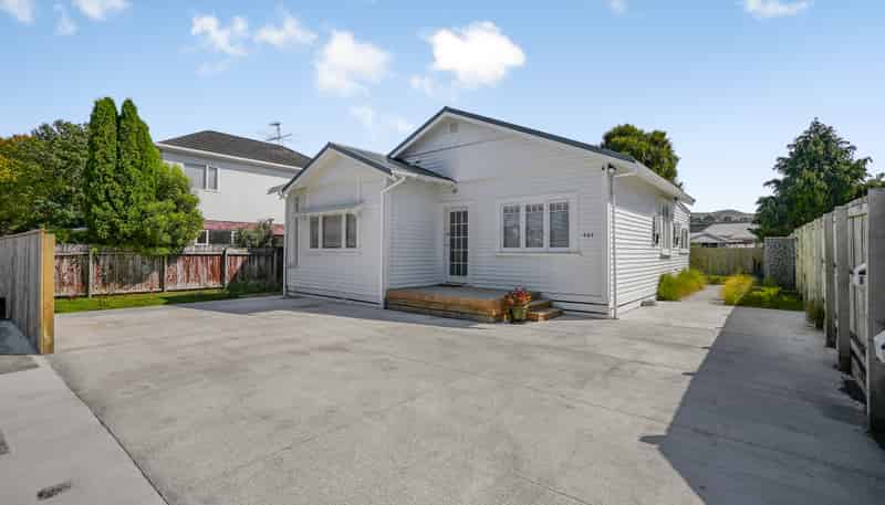 653 & 653A High Street, Boulcott