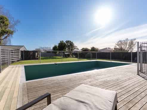 15 High Street, Leeston