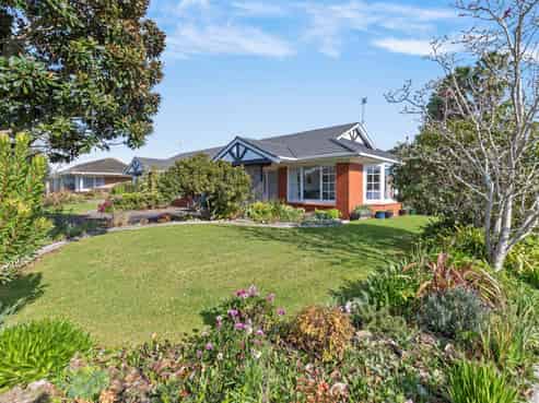 1/2 Magnolia Avenue, Opaheke