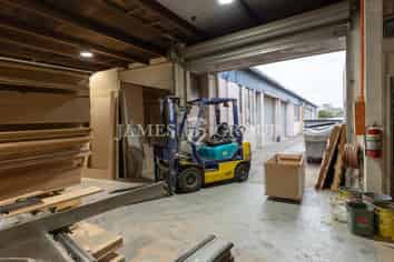 CALLING ALL WOODWORKERS & MANUFACTURERS! | 975sqm