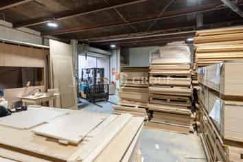 CALLING ALL WOODWORKERS & MANUFACTURERS! | 975sqm