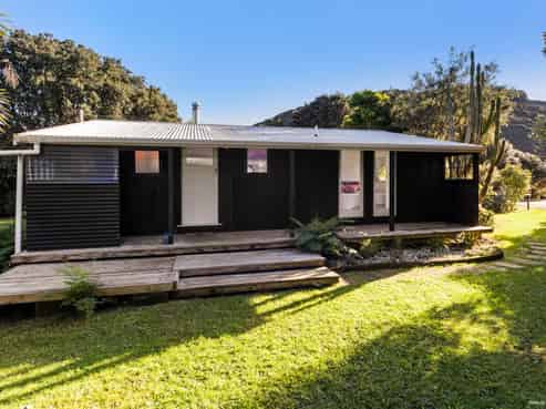 236 Bethells Road, Bethells Beach