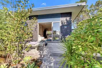 110 The Fairway, Matarangi