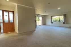 31 Copplestone Place, New Lynn