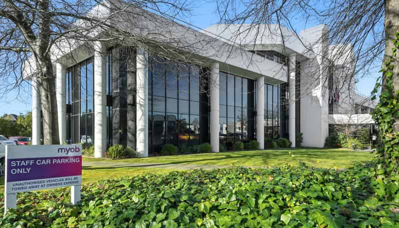 17 Sir William Pickering Drive, Burnside
