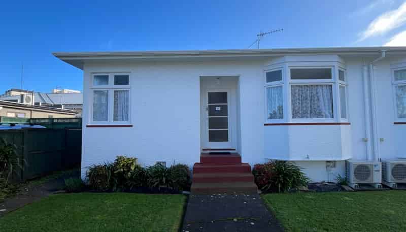1 Terrace Street, Roslyn