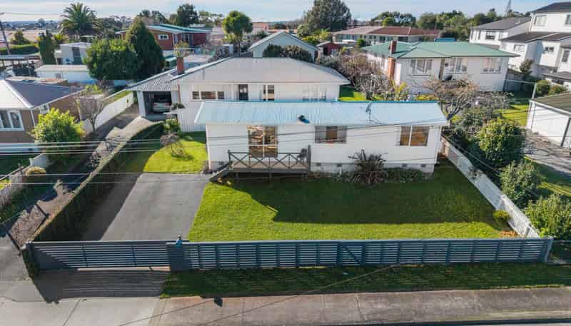 2/15 Adriatic Avenue, Henderson