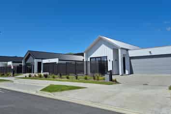  12 Mataikokako  Loop, Kawakawa Bay