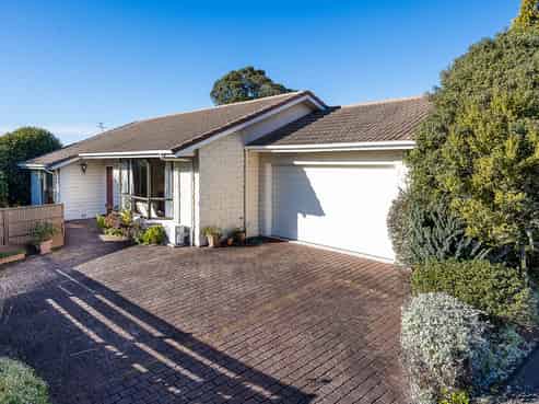231 Bay View Road, Saint Clair