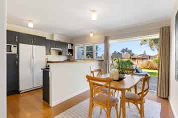 2/69a Symonds Street, Royal Oak