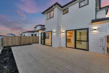 14 Gertrude Cole Road, Clarks Beach