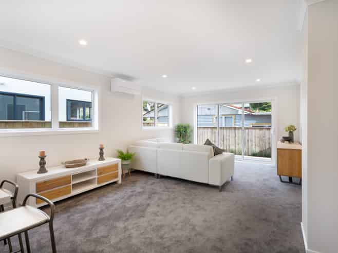 20C Korau Grove, Stokes Valley