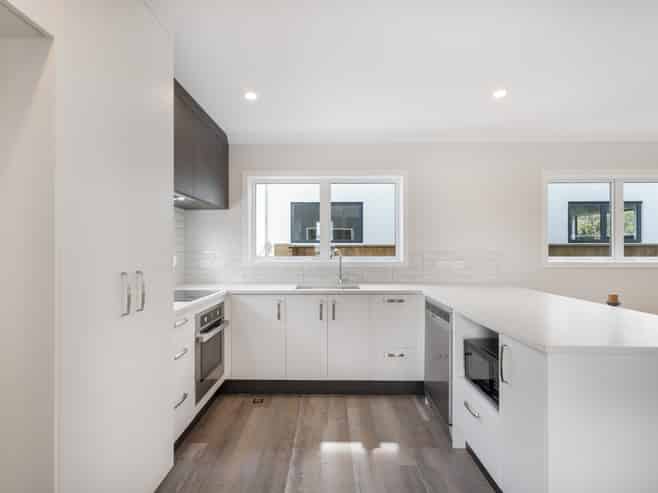 20C Korau Grove, Stokes Valley