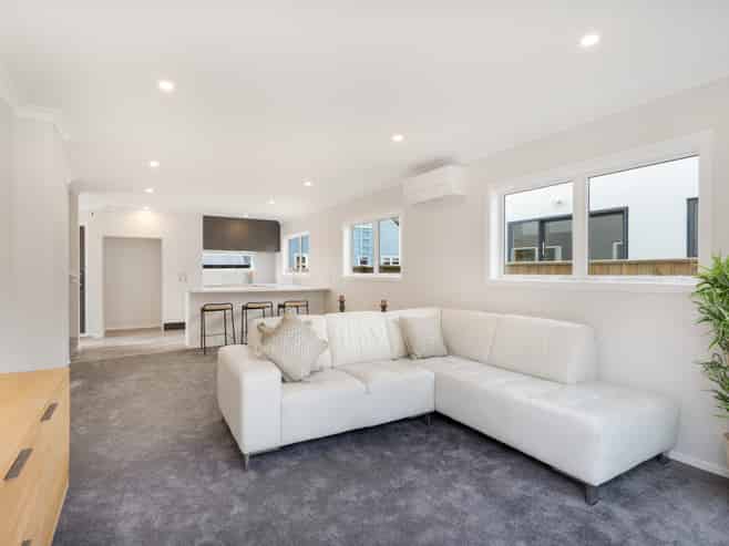 20C Korau Grove, Stokes Valley