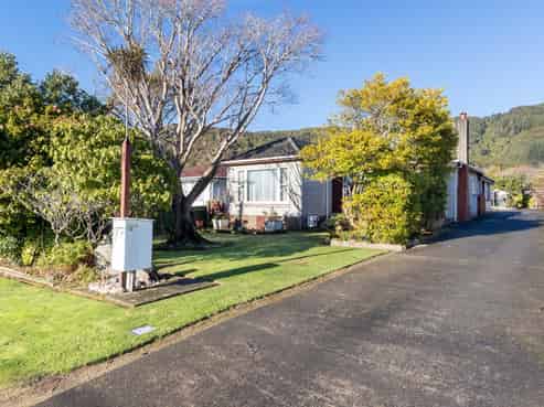 15 Hay Street, Wainuiomata