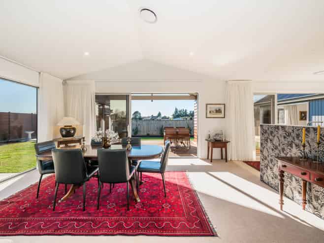 25 Phoenix Palms Grove, Levin