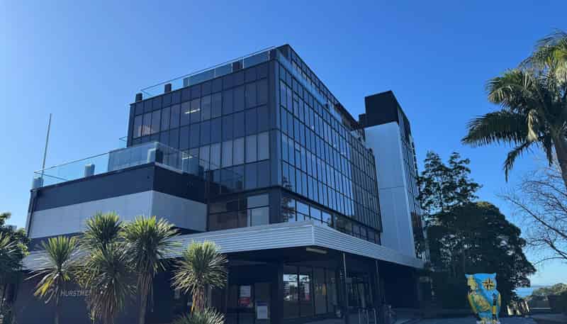 51 Hurstmere Road, Takapuna