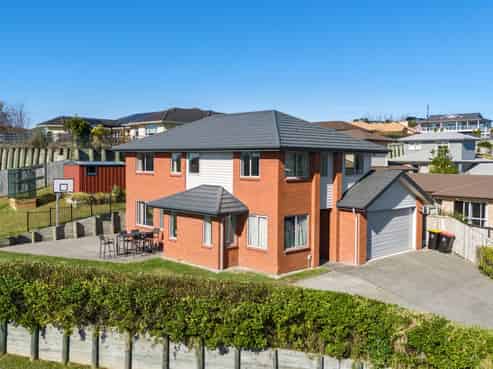 10 Elena Place, Welcome Bay
