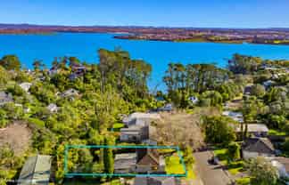 14 Rosecamp Road, Beach Haven