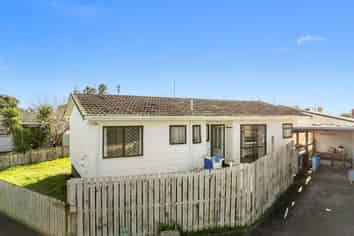 3/114 Finlayson Avenue, Clendon Park