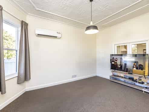 18 Swiss Avenue, Gonville