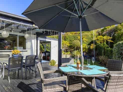 11 Earle Place, Acacia Bay