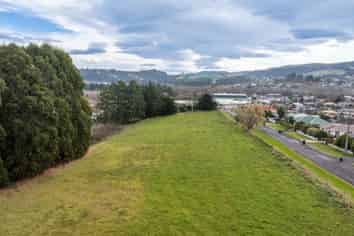 35 Weir Street, GREEN ISLAND