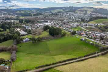 35 Weir Street, GREEN ISLAND